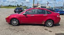 2010 Ford Focus AS IS, SE, LOW KMS, DRIVES GREAT, RUSTY - Photo 2