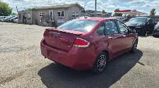 2010 Ford Focus AS IS, SE, LOW KMS, DRIVES GREAT, RUSTY - Photo 5