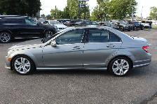2011 Mercedes-Benz Classe-C C 300 4Matic toit ouvrant bluetooth - Photo 6
