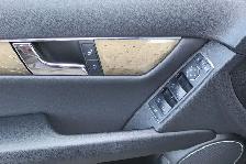 2011 Mercedes-Benz Classe-C C 300 4Matic toit ouvrant bluetooth - Photo 11