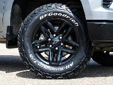 2024 Chevrolet Silverado 1500 LT Trail Boss Premium 5.3L - Photo 5