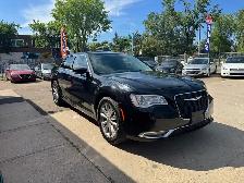 2016 Chrysler 300 Limited - Photo 4