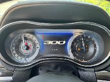 2016 Chrysler 300 Limited - Photo 8
