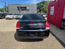 2016 Chrysler 300 Limited - Photo 17