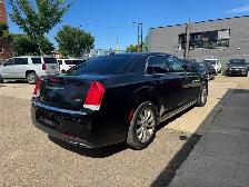 2016 Chrysler 300 Limited - Photo 18