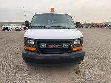 2017 GMC Savana - Photo 8