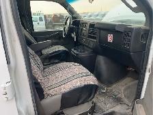 2017 GMC Savana - Photo 14