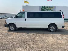 2015 GMC Savana - Photo 5