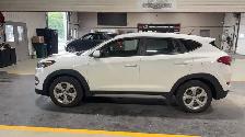 2017 Hyundai TUCSON - Photo 2