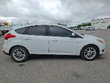 2017 Ford Focus - Photo 4