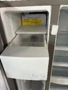 Refrigerator Double Doors Stainless Maytag Ice Maker   Warranty - Photo 3