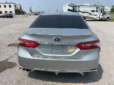 2018 Toyota Camry Hybrid - Photo 6