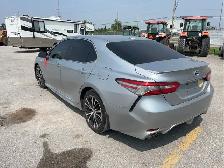 2018 Toyota Camry Hybrid - Photo 7