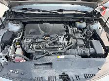 2018 Toyota Camry Hybrid - Photo 9