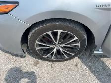 2018 Toyota Camry Hybrid - Photo 23