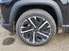 2027 Chevrolet Equinox - Photo 4
