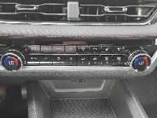 2027 Chevrolet Equinox - Photo 38