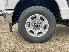 2026 Ford Super Duty F-350 SRW XLT | 613A | 4X4 | Crew Cab 176 - Photo 3