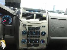 FORD ESCAPE 2012 XLT 4X4 V-6 3.0 LITRES TRES PROPRE 241800 KM - Photo 10