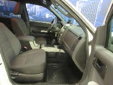 FORD ESCAPE 2012 XLT 4X4 V-6 3.0 LITRES TRES PROPRE 241800 KM - Photo 17