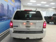 FORD ESCAPE 2012 XLT 4X4 V-6 3.0 LITRES TRES PROPRE 241800 KM - Photo 18