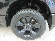 RAM 1500 2019 BIG-HORN NIGHT EDITION V-8 5.7 HEMI 4X4 CREW-CAB B - Photo 5