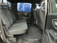 RAM 1500 2019 BIG-HORN NIGHT EDITION V-8 5.7 HEMI 4X4 CREW-CAB B - Photo 17