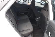 2021 Hyundai Elantra - Photo 16