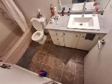 Looking for someone to take over a clean, modern rental room lea - Photo 6