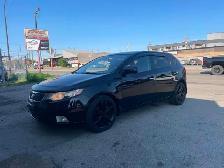 2011 Kia Forte 5-Door SX