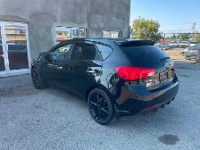 2011 Kia Forte 5-Door SX - Photo 2