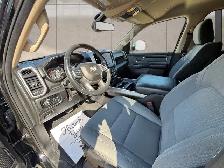 2019 Ram 1500 Big Horn 4x4 Quad Cab 6'4' Box - Photo 10