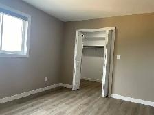 Newer Spacious Elegant 2-Bedroom Apartment. - Photo 2