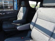 2023 GMC Yukon XL Denali 6.2L Ecotec3 V8 7 Passenger 4X4 - Photo 6