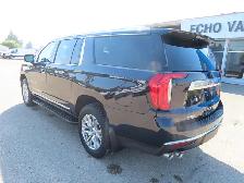 2023 GMC Yukon XL Denali 6.2L Ecotec3 V8 7 Passenger 4X4 - Photo 14