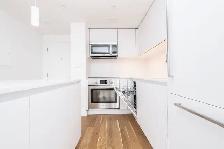 renovated two bedroom, Leslie and Lawrence - ID 4460 - Photo 4