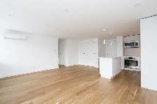 renovated two bedroom, Leslie and Lawrence - ID 4460 - Photo 9