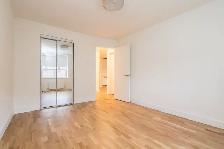 renovated two bedroom, eglinton and dvp - ID 1766 - Photo 9