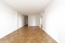 two bedroom, yonge and st. clair - ID 690 - Photo 7