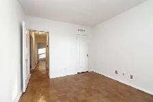 two bedroom, yonge and st. clair - ID 690 - Photo 9