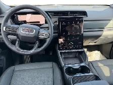 2027 GMC Terrain AWD AT4 - Photo 11