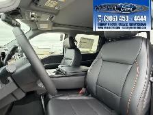 2026 Ford Super Duty F-450 DRW LARIAT - Photo 10