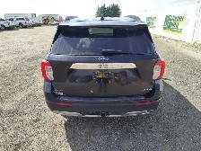 2022 Ford Explorer - Photo 6