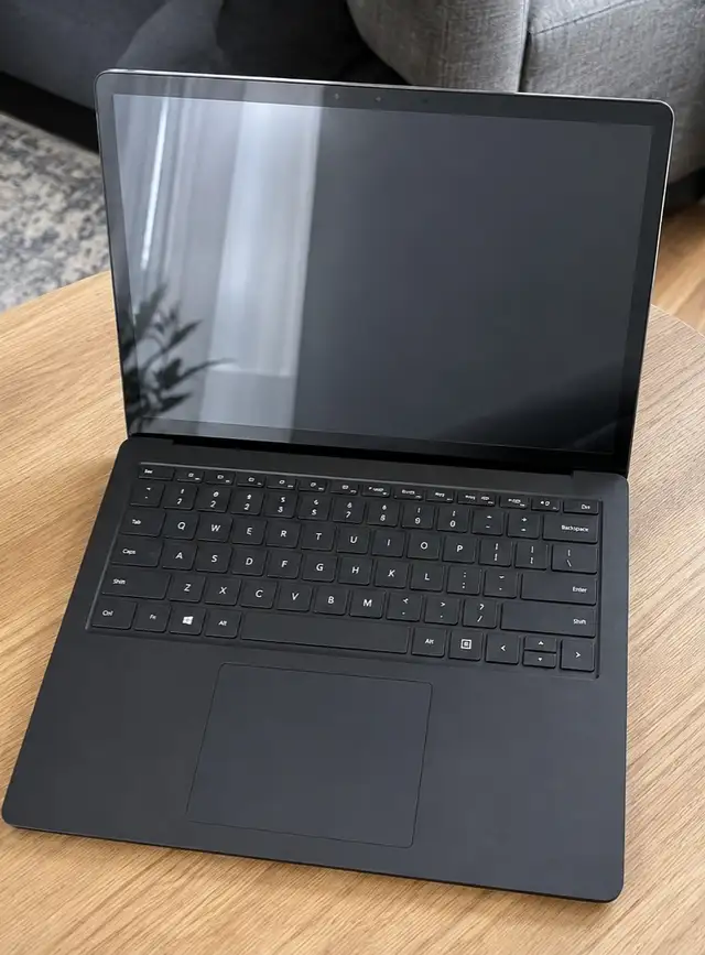Microsoft Surface Laptop 3 – Excellent Condition