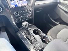 2019 Ford Explorer XLT SPORT 4WD - Photo 17