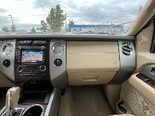 2011 Ford Expedition XLT 4WD 8 Passenger | Power Tailgate | Reve - Photo 18
