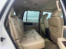2011 Ford Expedition XLT 4WD 8 Passenger | Power Tailgate | Reve - Photo 21