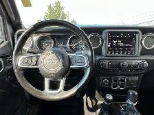 2020 Jeep WRANGLER UNLIMITED Sahara Altitude 4WD | LOW KM | Comm - Photo 11