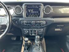 2020 Jeep WRANGLER UNLIMITED Sahara Altitude 4WD | LOW KM | Comm - Photo 14
