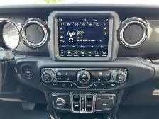 2020 Jeep WRANGLER UNLIMITED Sahara Altitude 4WD | LOW KM | Comm - Photo 23